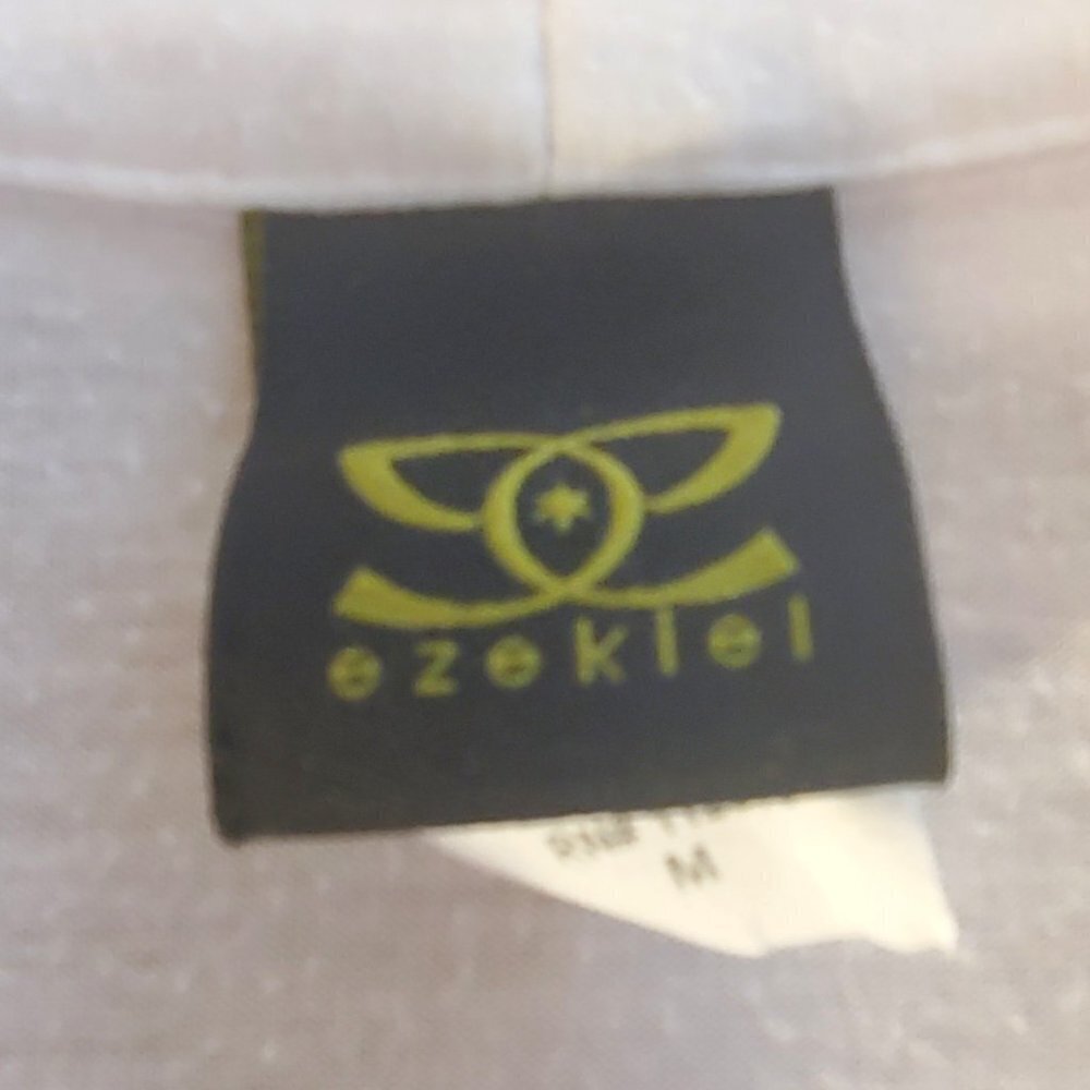 Y2K Retro Ezekiel Surfer Girl Shirt - Picture 4 of 4